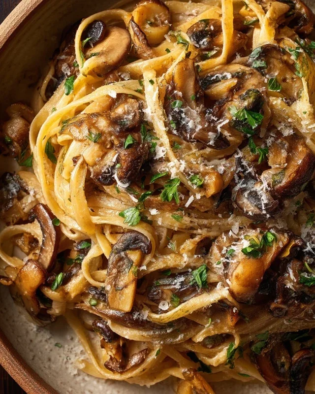 Caramelized Leek and Mushroom Gruyere Pasta